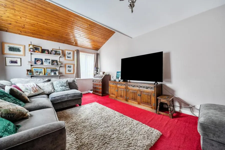 Verran Road, Camberley, GU15, photo 5