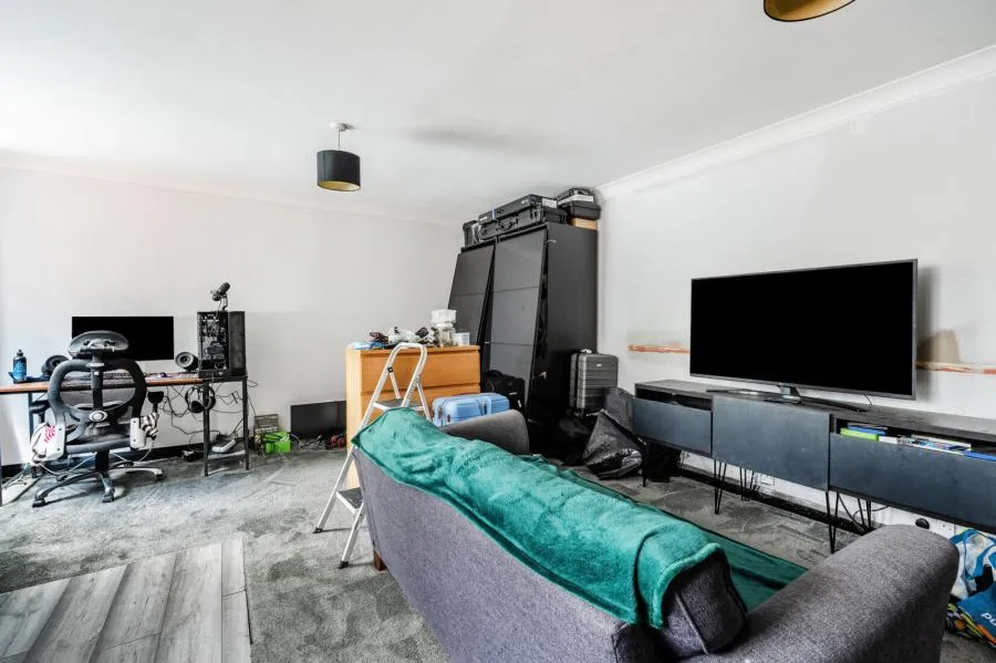 Verran Road, Camberley, GU15, photo 8