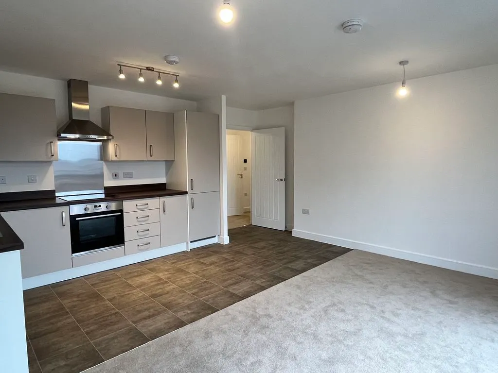 Harvest Hill, Maidenhead SL6 2QP, photo 4