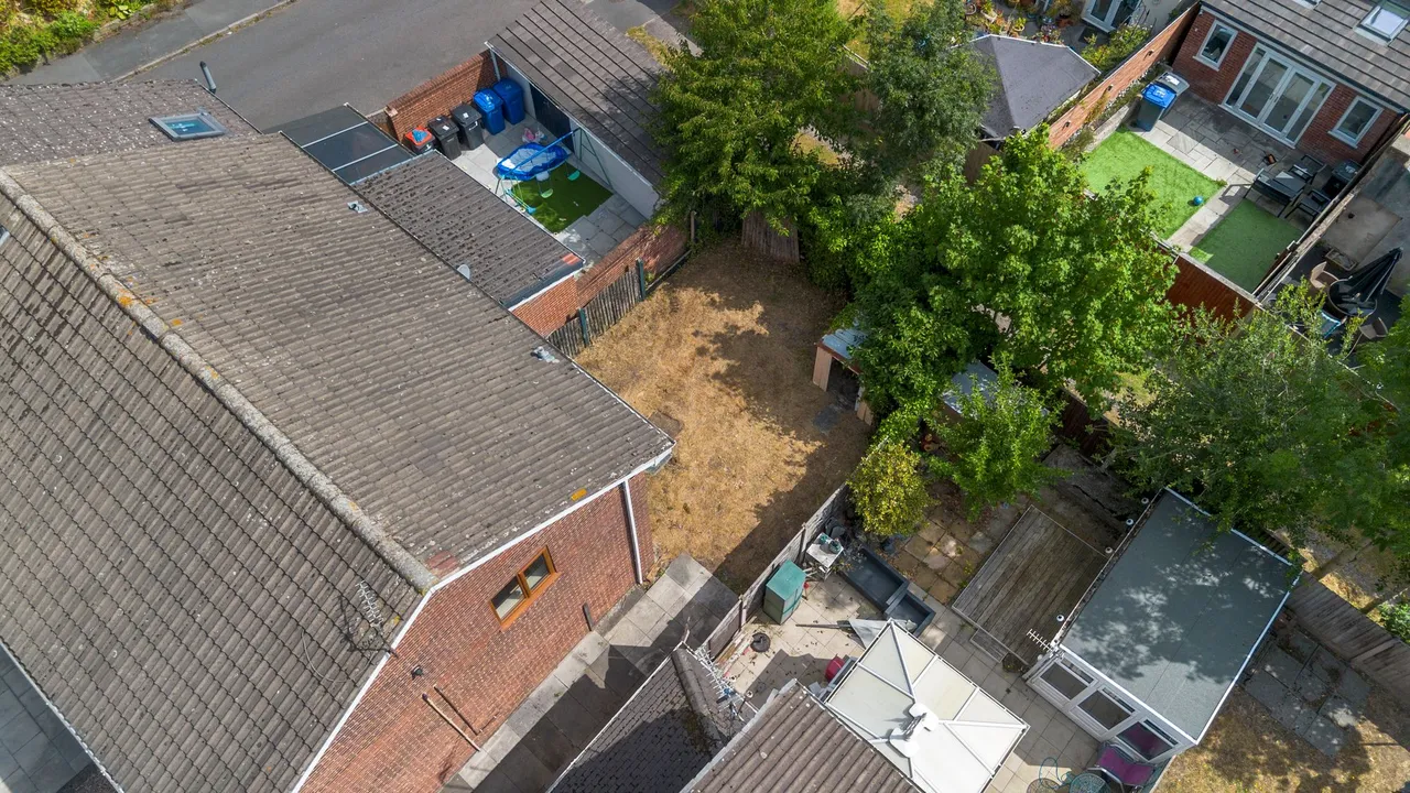 Winchester Avenue, Great Sankey, Warrington, WA5 1XU, photo 19