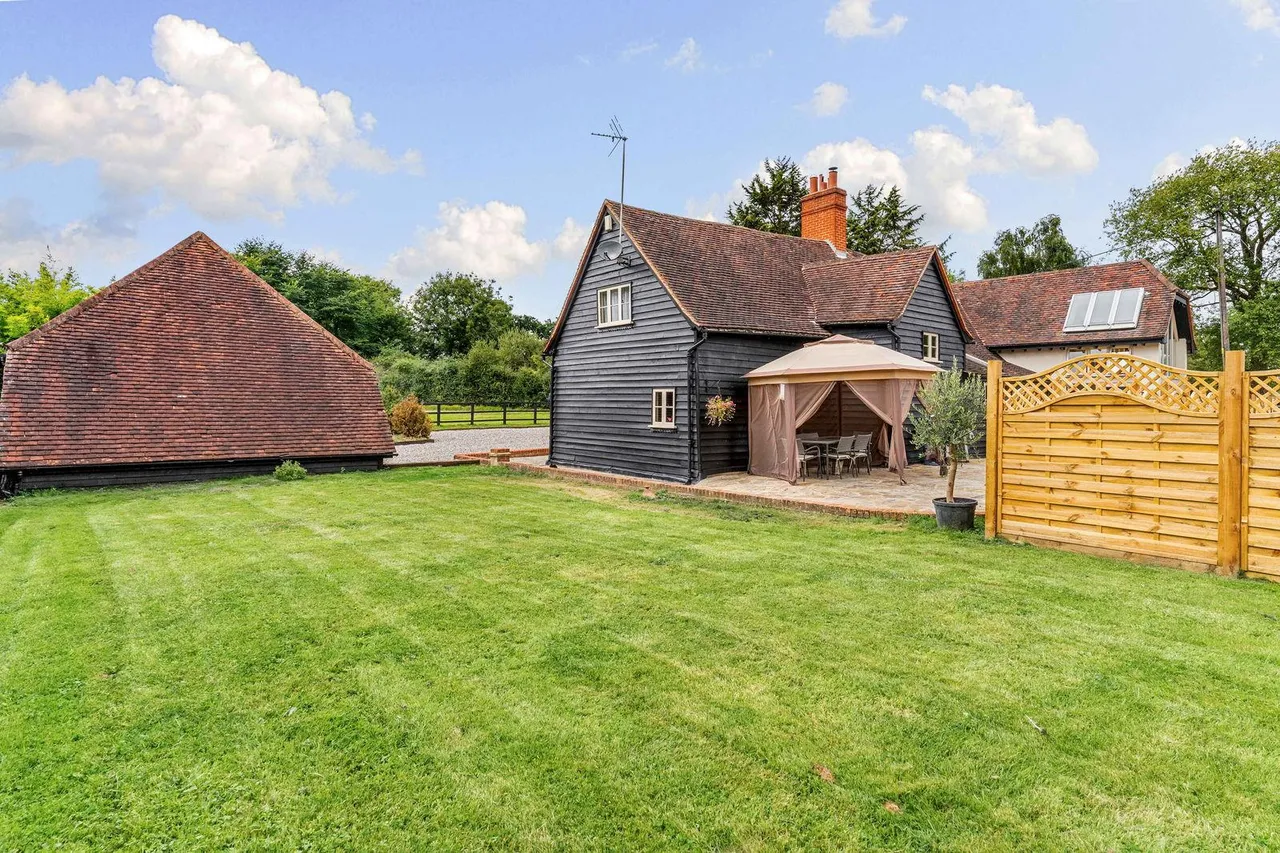 The Farm House, Crabbs Green Farm, SG9, photo 32