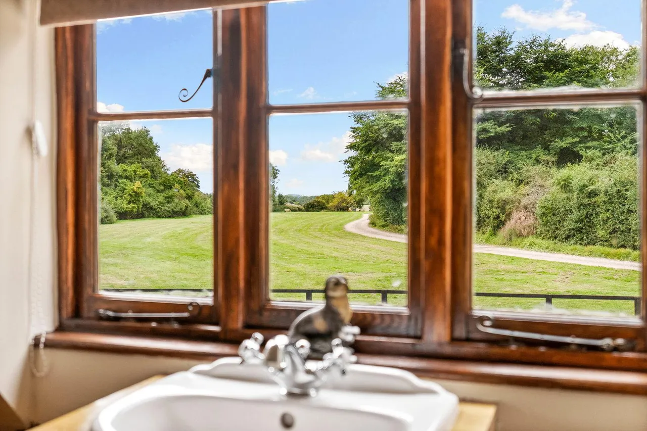 The Farm House, Crabbs Green Farm, SG9, photo 30
