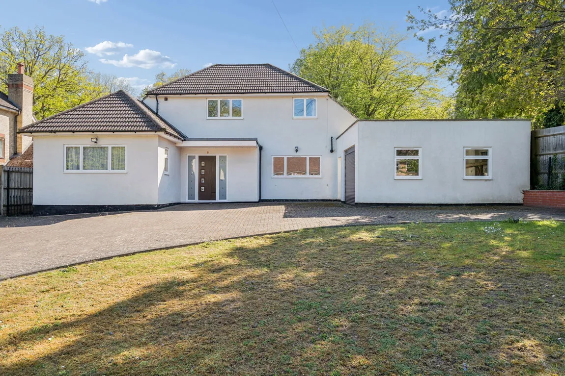 4 bed house for sale, Northgate, Northwood, HA6