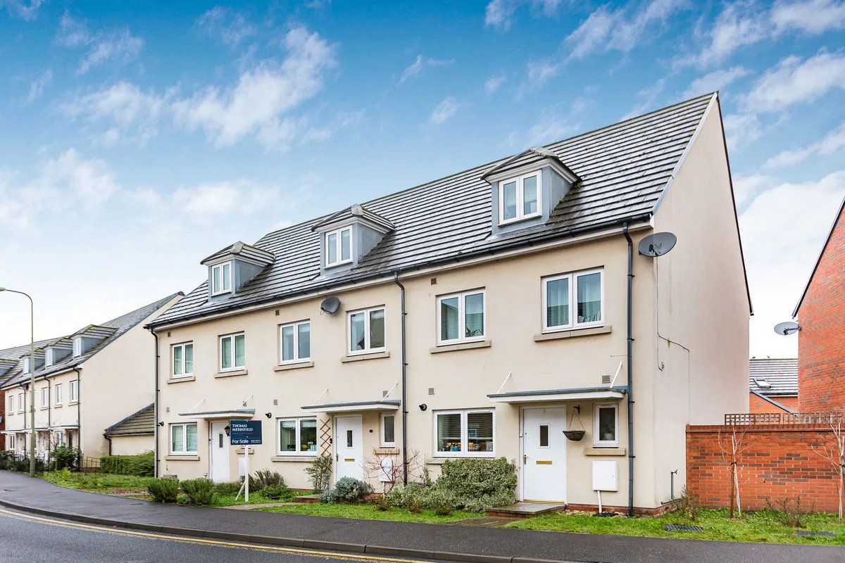 3 bed house for sale, Sir Frank Williams Avenue, Didcot
