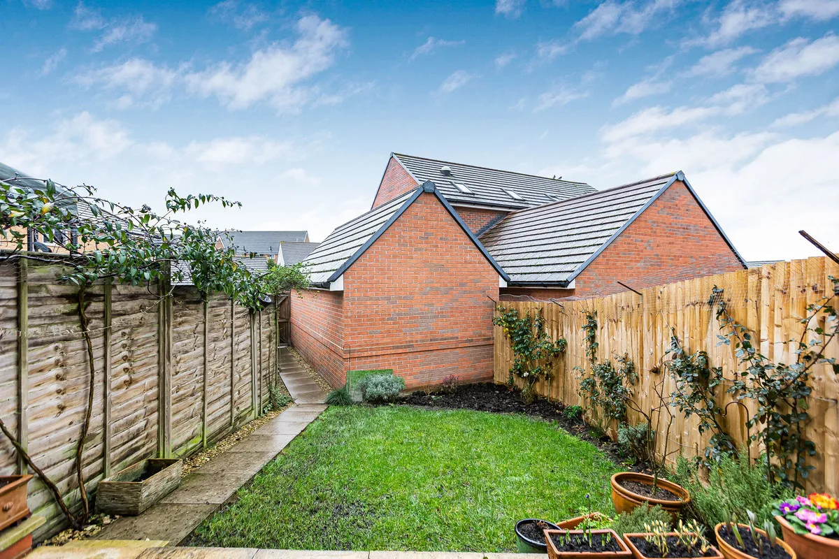 Sir Frank Williams Avenue, Didcot, photo 13