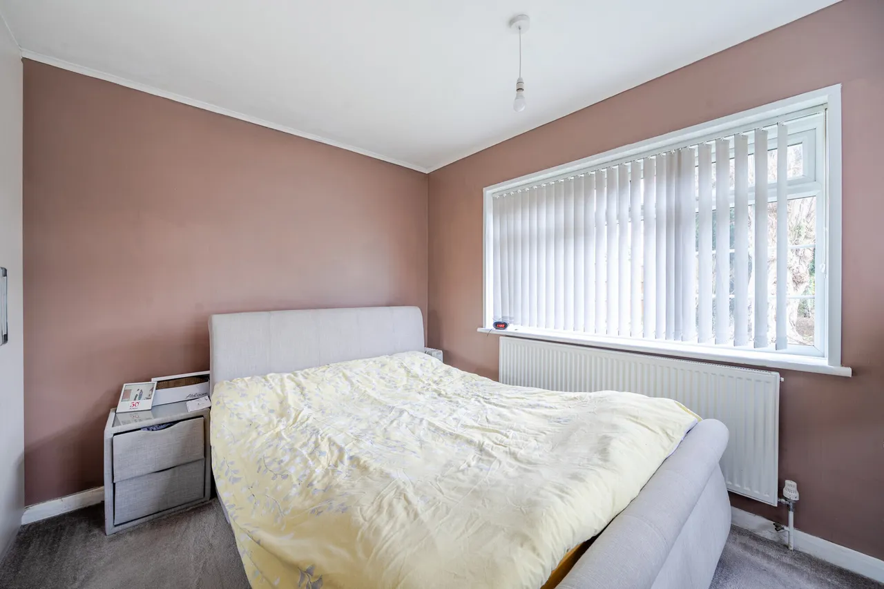 Park Avenue, Wraysbury, TW19, photo 6