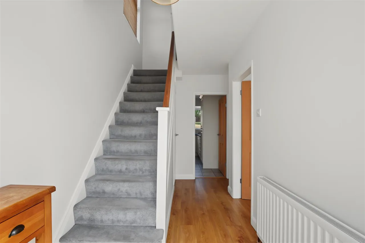 Seven Oaks Crescent, Bramcote, NG9, photo 5