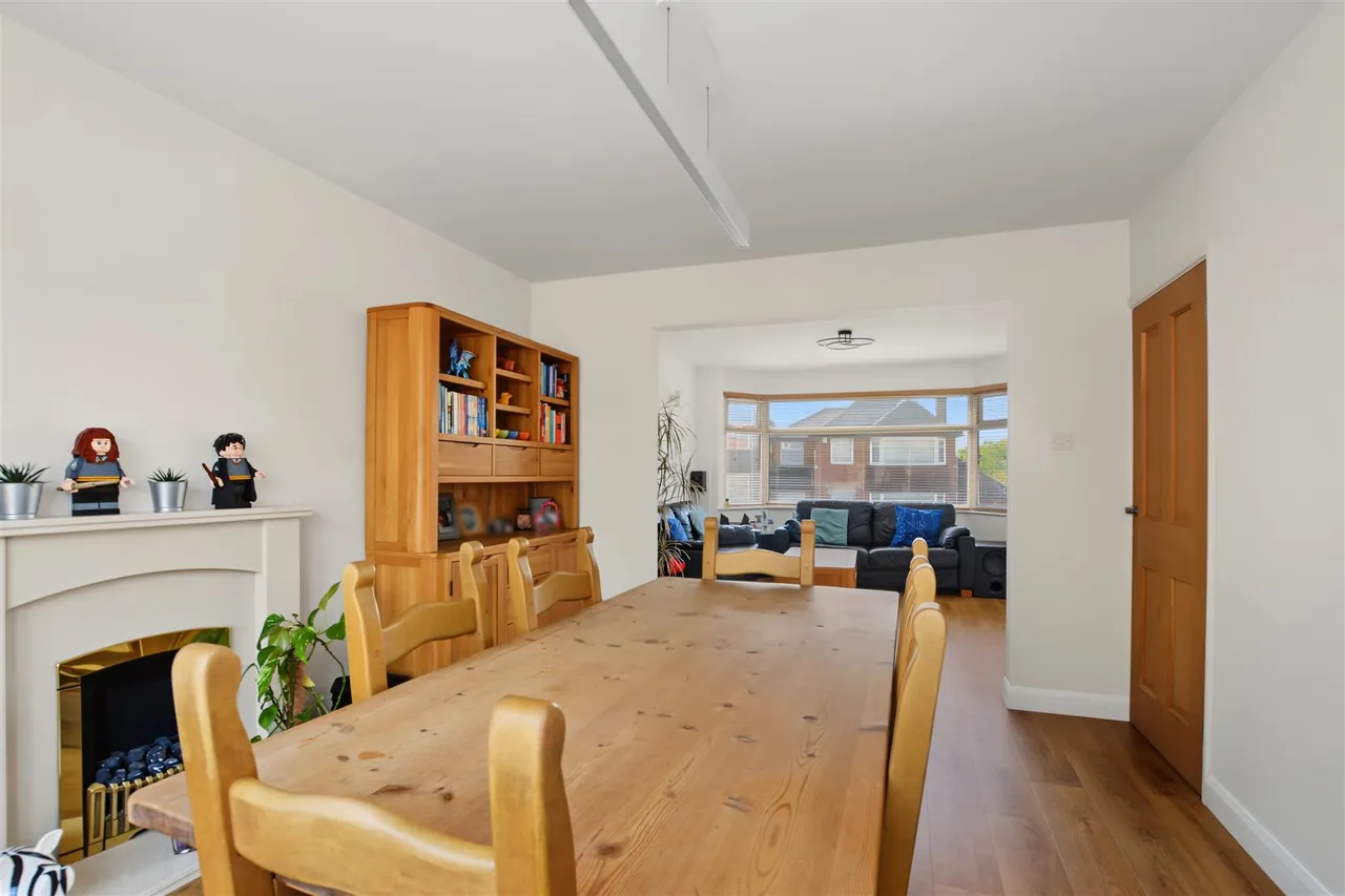 Seven Oaks Crescent, Bramcote, NG9, photo 7