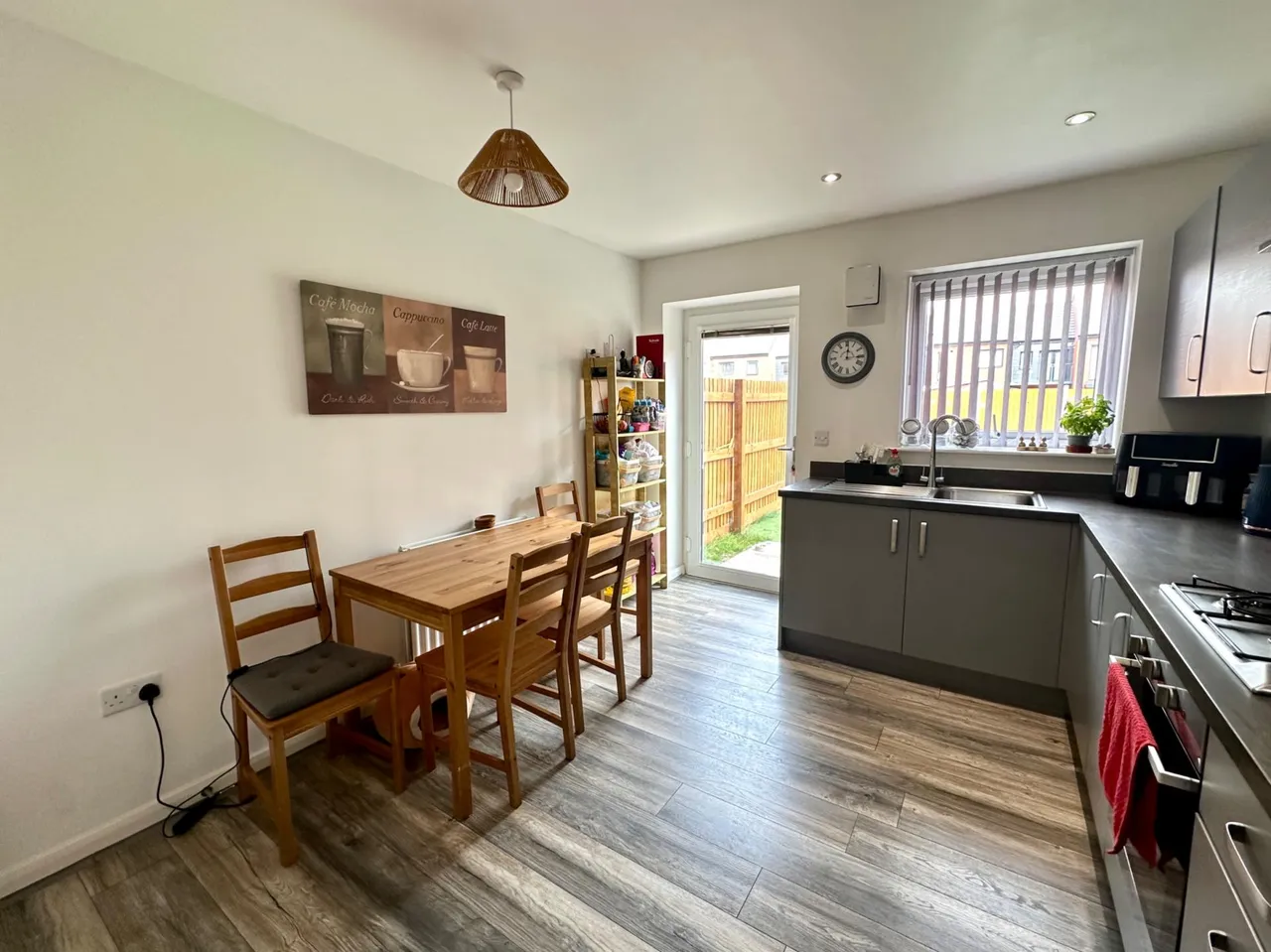 Lancaster Drive, Wolverhampton, WV11, photo 2