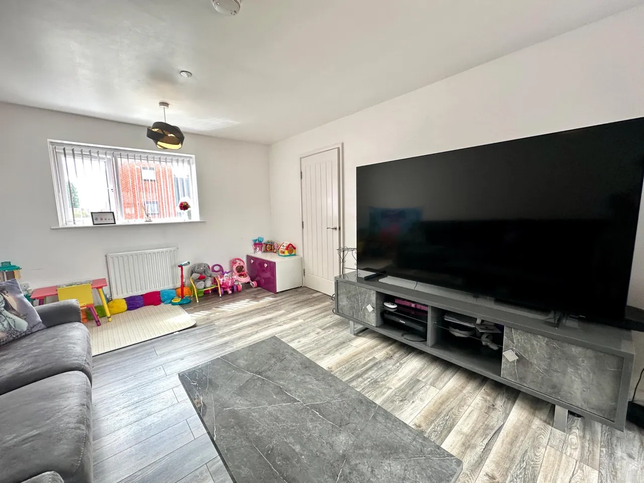 Lancaster Drive, Wolverhampton, WV11, photo 11