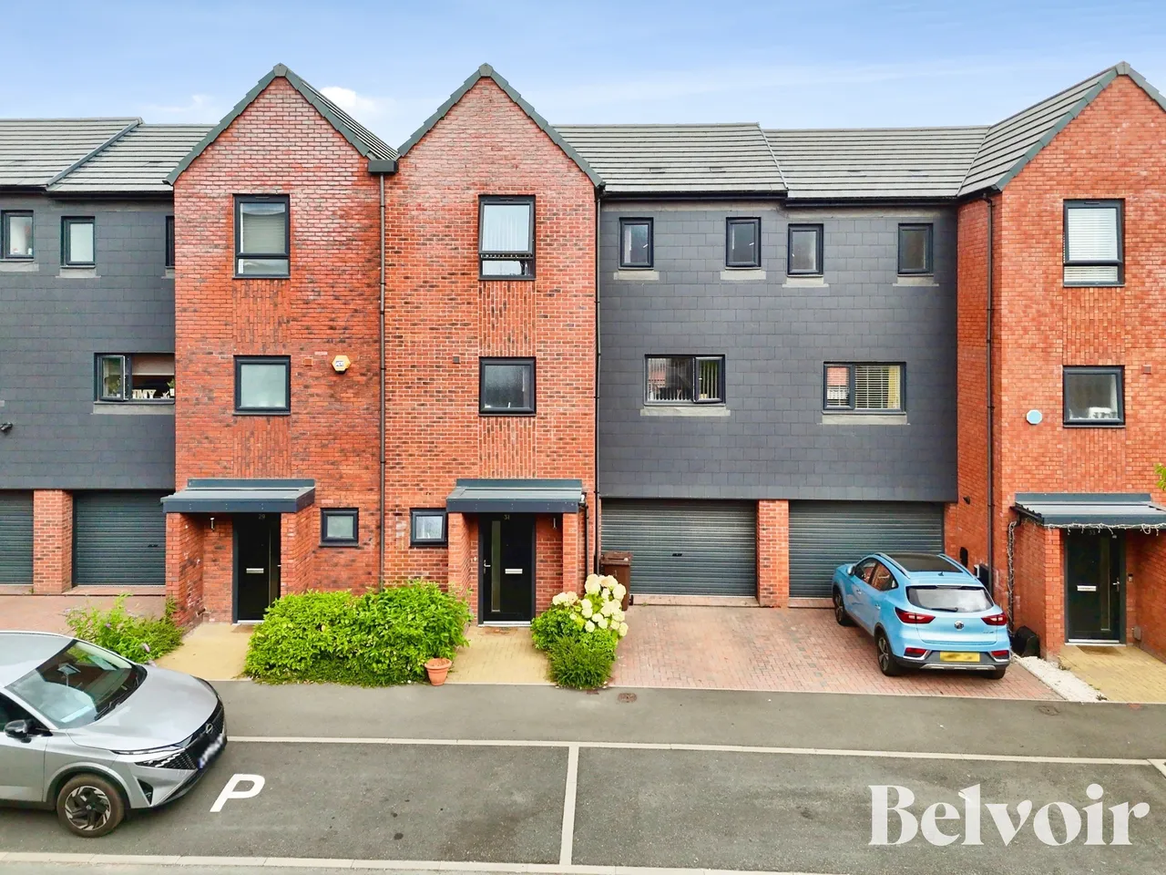 4 bed house for sale — Lancaster Drive, Wolverhampton, WV11
