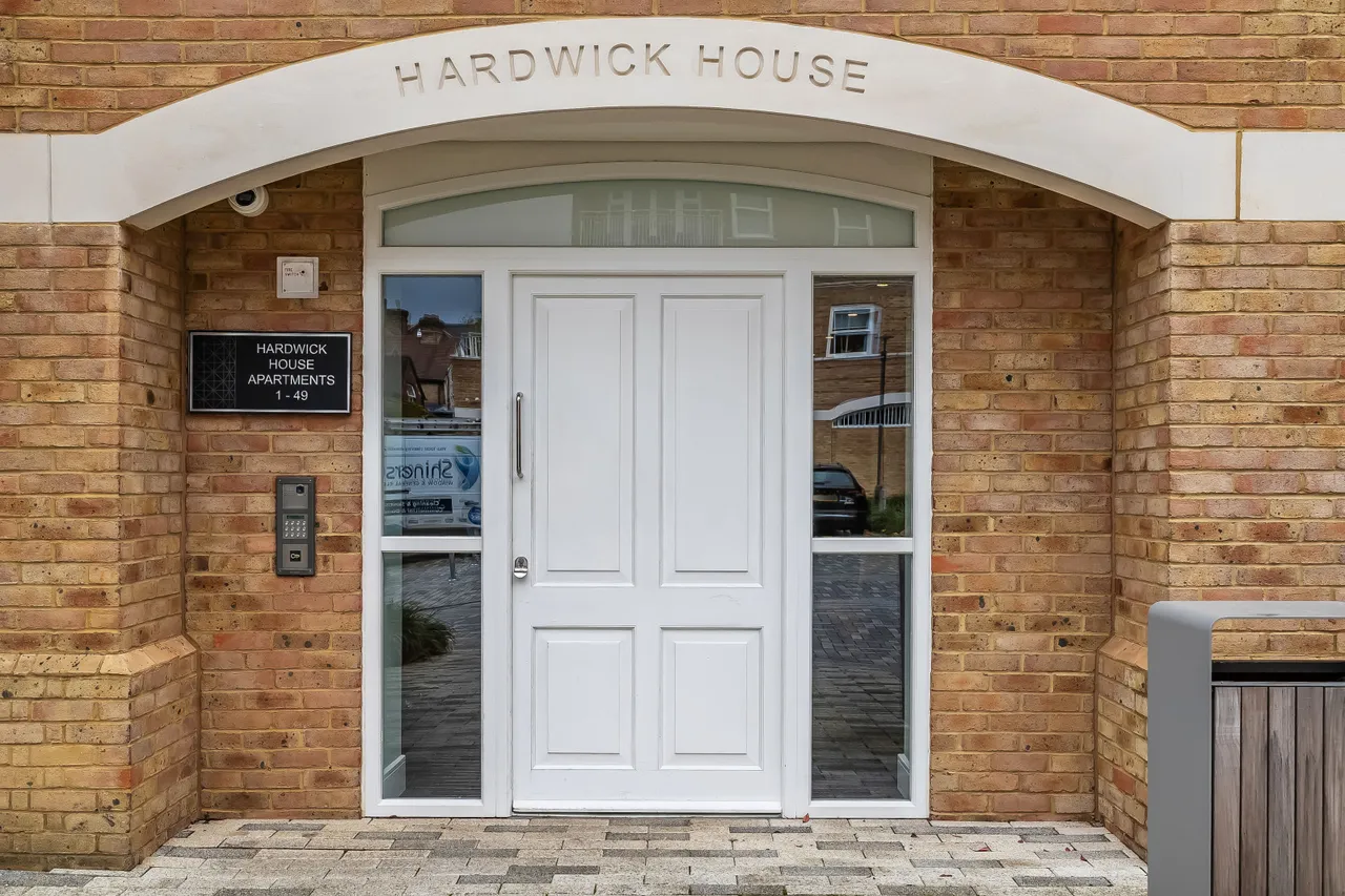 Eden Place, Oxted, RH8, photo 11