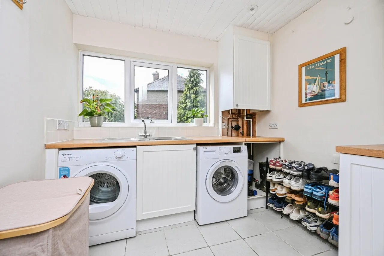 Heatherdale Road, Liverpool, L18, photo 13