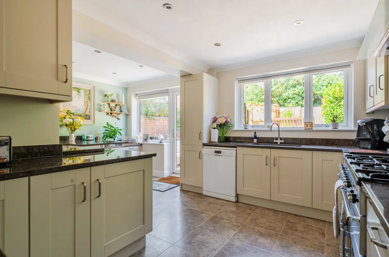 Cherry Tree Close, High Salvington, BN13, photo 13