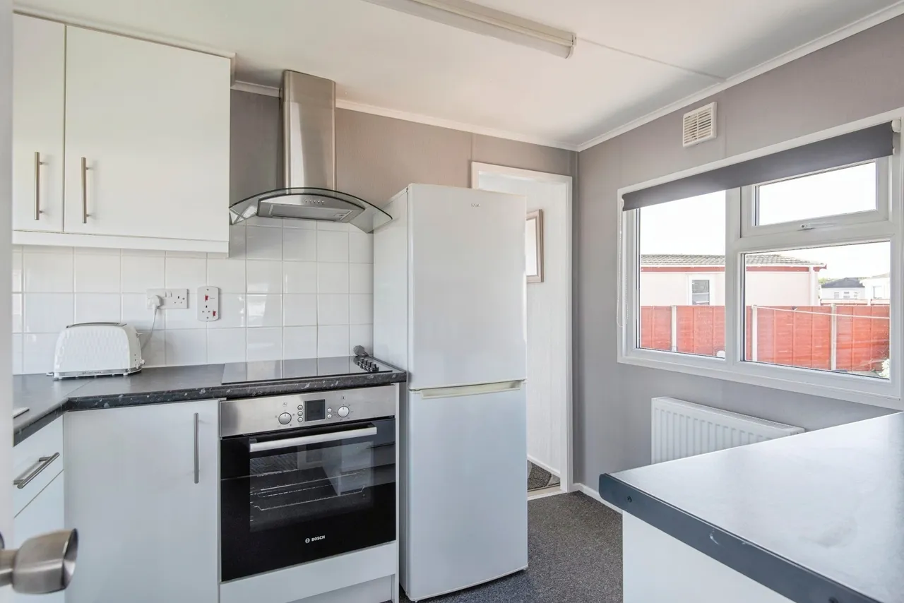 Three Star Park, Bedford Road, Lower Stondon, Henlow, SG16, photo 14