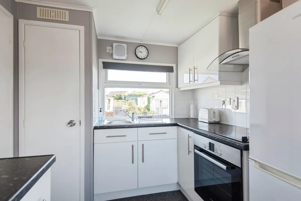 Three Star Park, Bedford Road, Lower Stondon, Henlow, SG16, photo 16