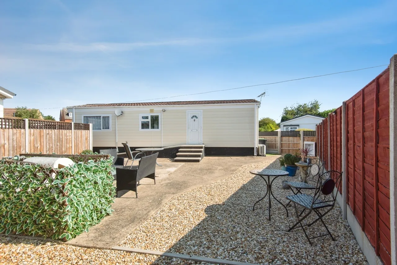 Three Star Park, Bedford Road, Lower Stondon, Henlow, SG16, photo 19