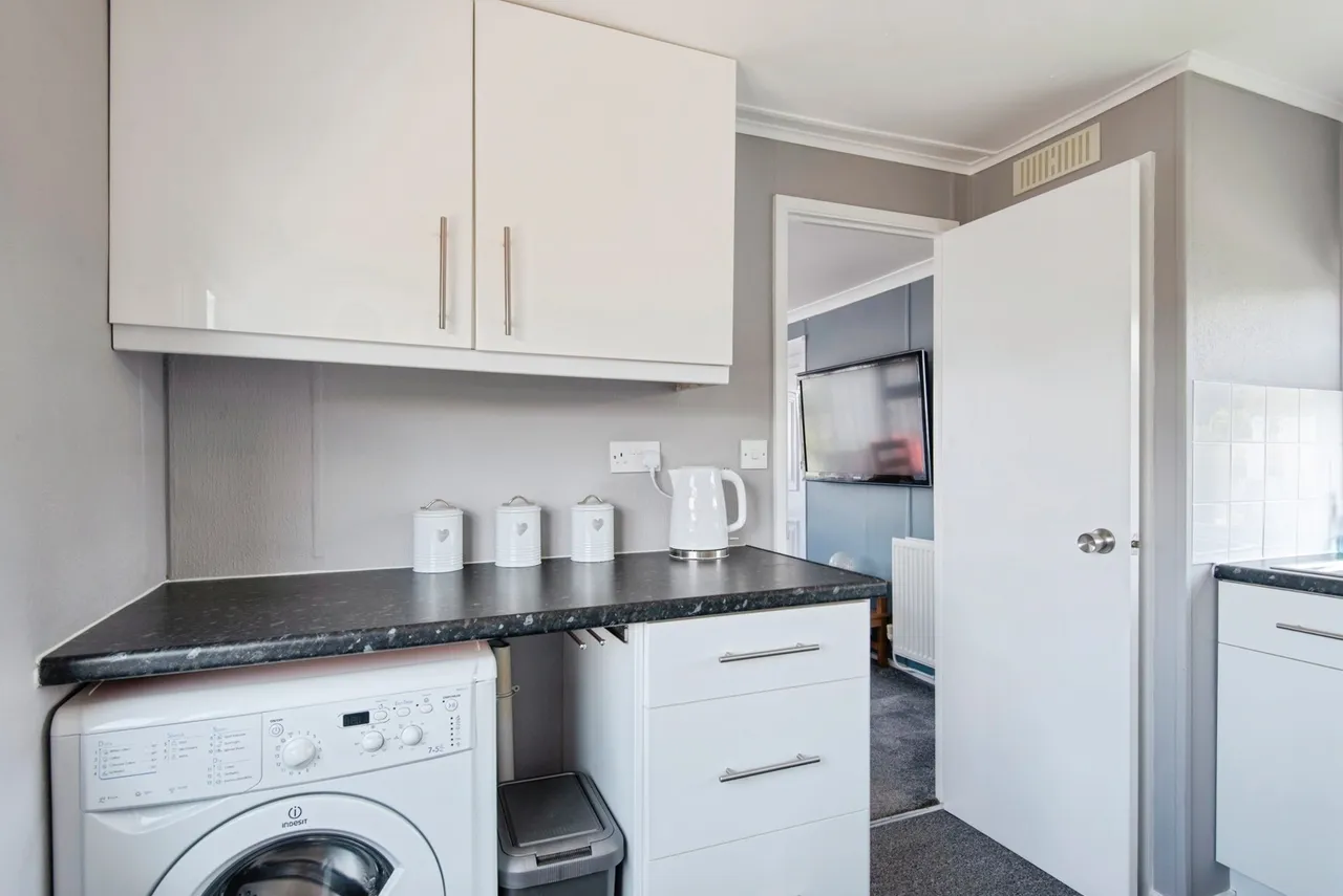 Three Star Park, Bedford Road, Lower Stondon, Henlow, SG16, photo 15