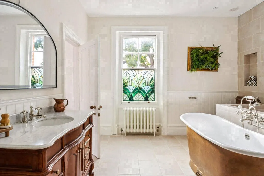 Bridge Road, East Molesey, KT8, photo 17