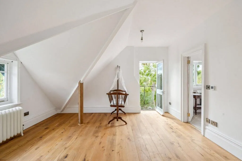 Bridge Road, East Molesey, KT8, photo 24
