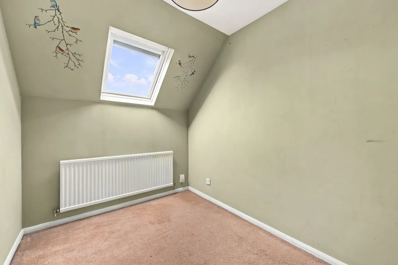 Miller Road, Guildford, GU4, photo 9
