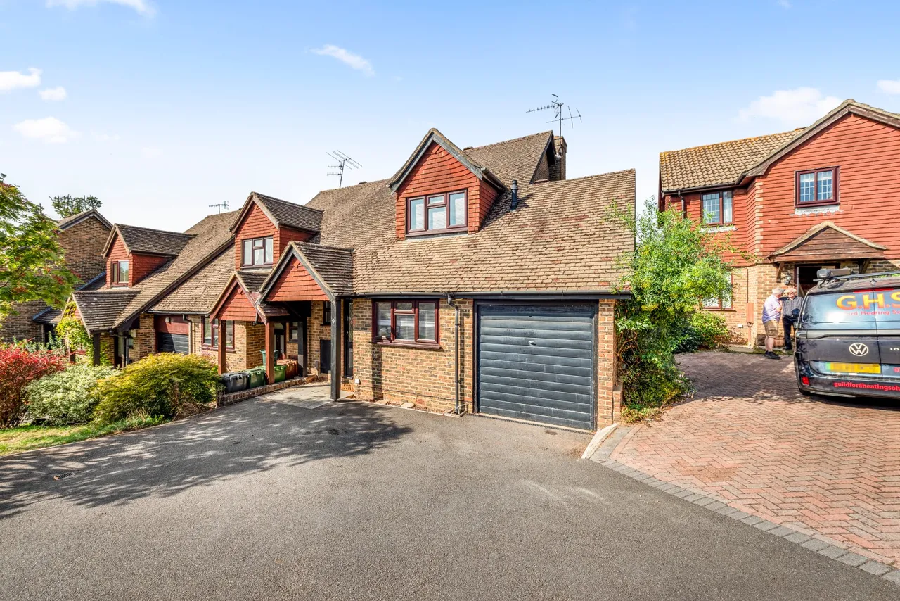 Miller Road, Guildford, GU4, photo 16