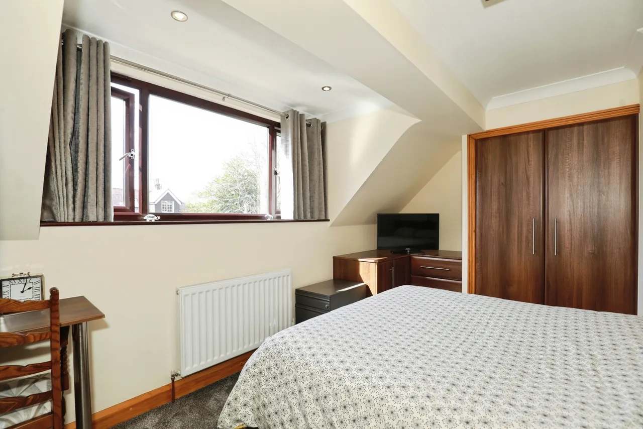 Sandy Lane, Newcastle, ST5, photo 11