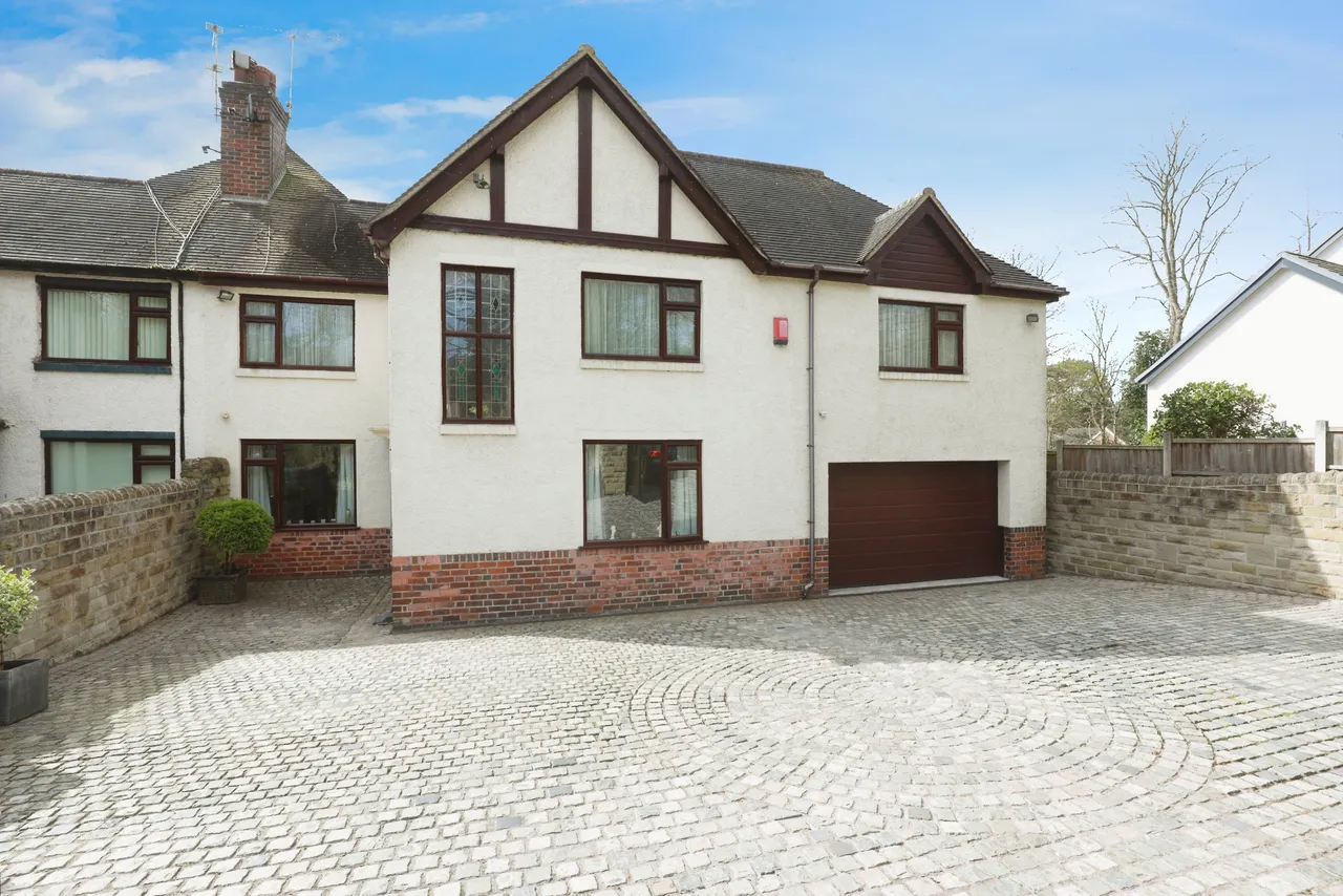 4 bed house for sale, Sandy Lane, Newcastle, ST5