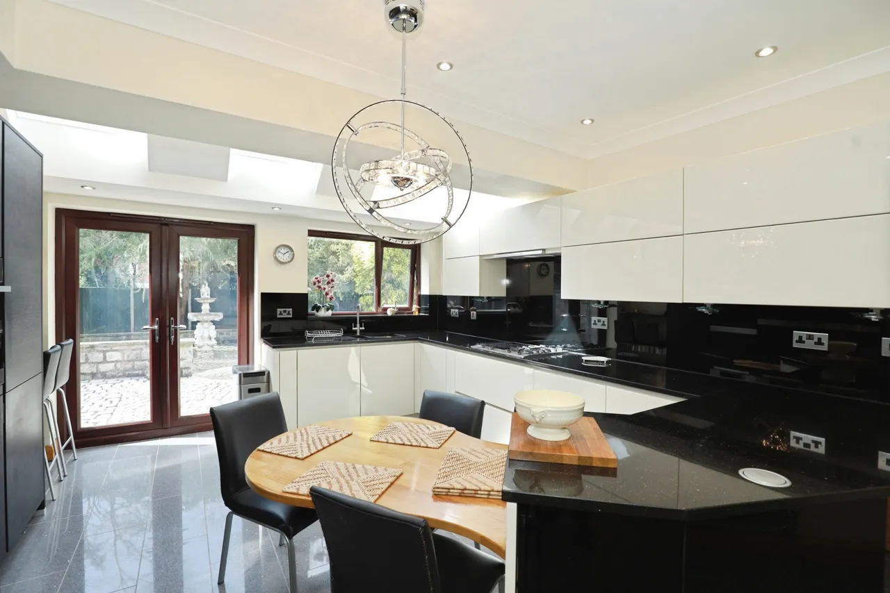 Sandy Lane, Newcastle, ST5, photo 3