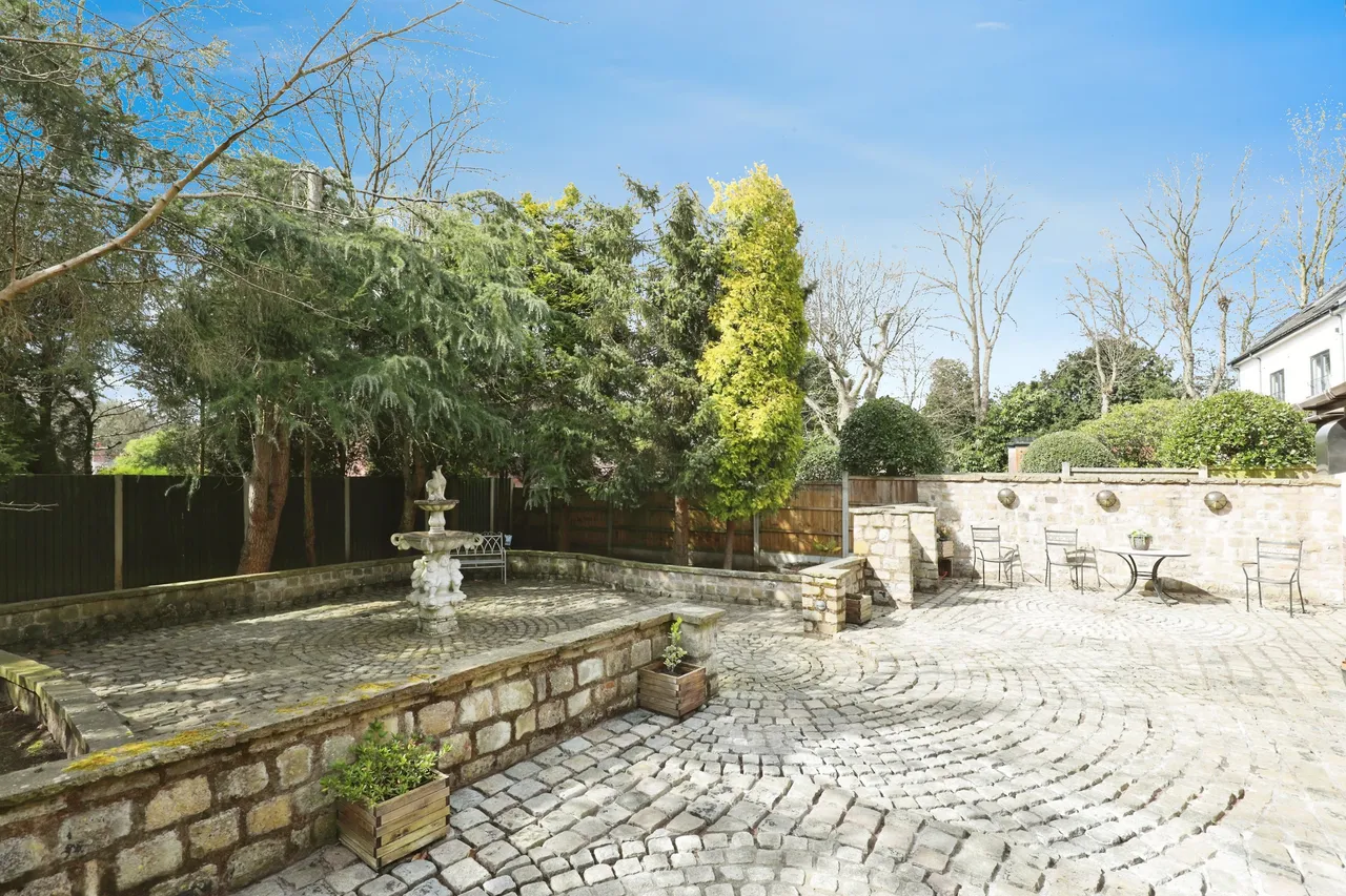 Sandy Lane, Newcastle, ST5, photo 15