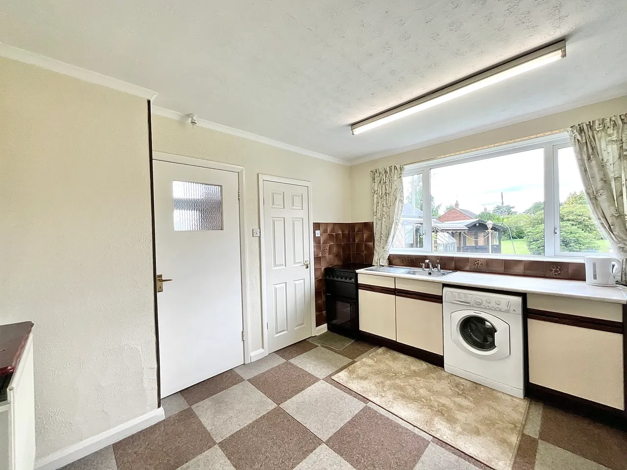 The Green, Cheadle, ST10, photo 11
