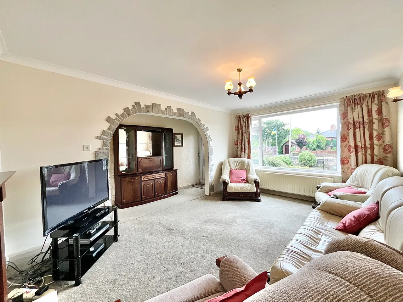 The Green, Cheadle, ST10, photo 2