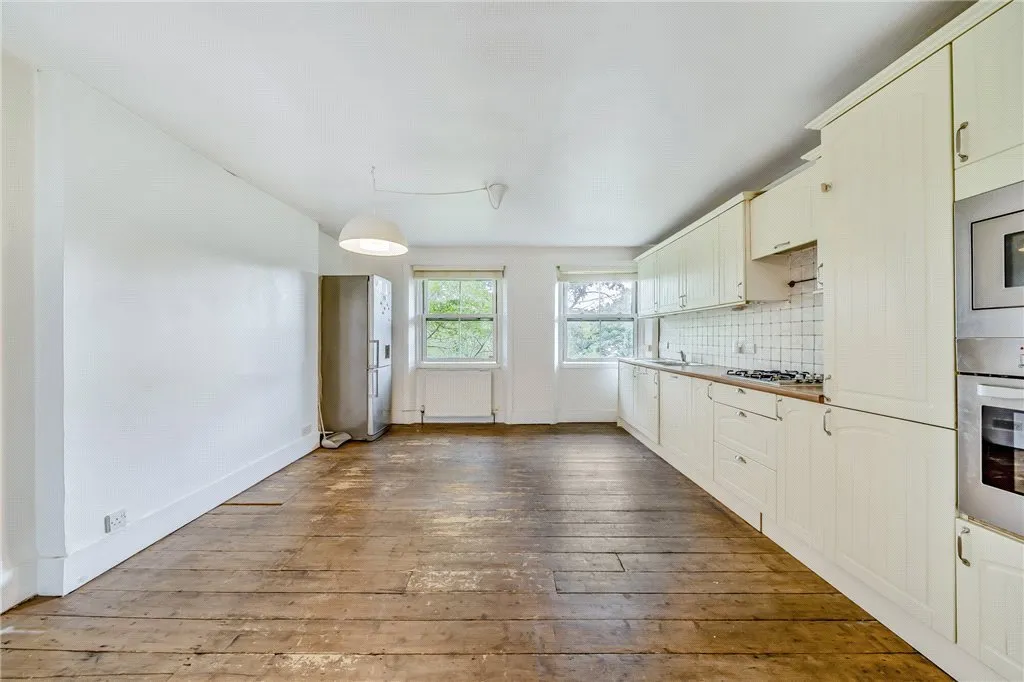 Charlton Road, SE3, photo 17