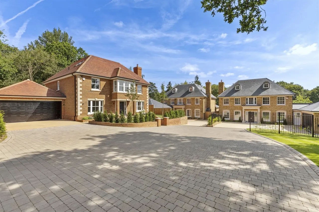 5 bed house for sale, South Park Drive, Gerrards Cross, SL9