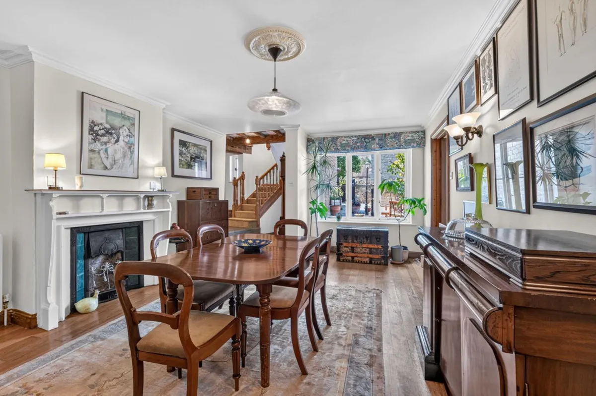 High Street, Potterspury, NN12, photo 9