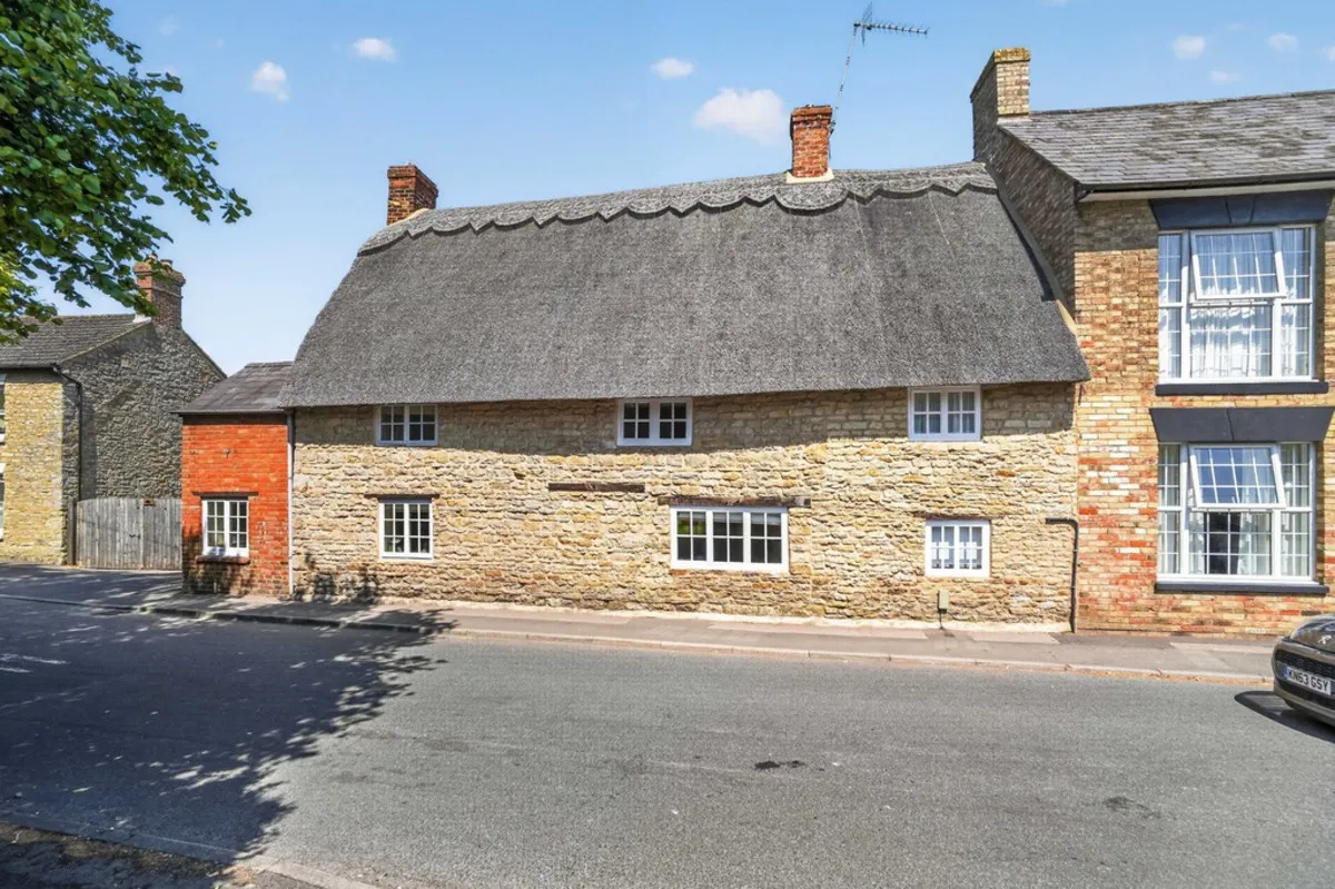High Street, Potterspury, NN12, photo 50