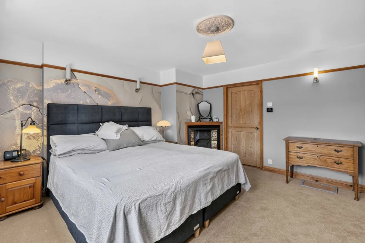 High Street, Potterspury, NN12, photo 23