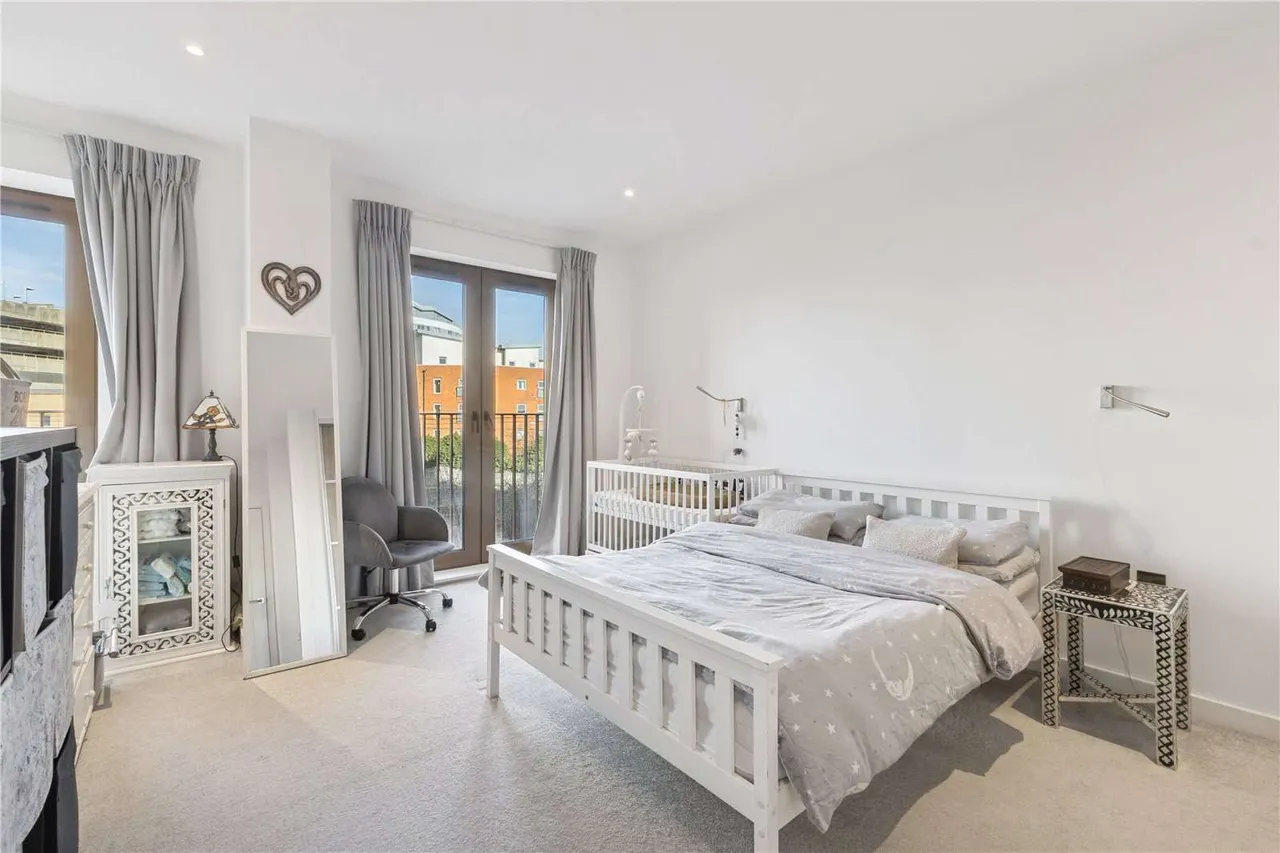 Ziggurat House, 25 Grosvenor Road, St. Albans, Hertfordshire, AL1 3UE, photo 8
