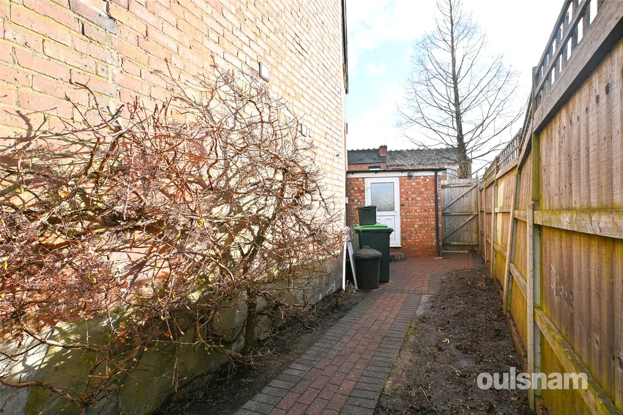 Weston Road, Bearwood, West Midlands, B67 5HH, photo 17