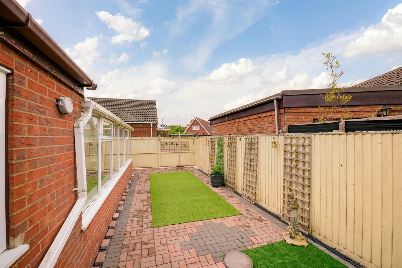 St. Valentines Way, Skegness, PE25, photo 4