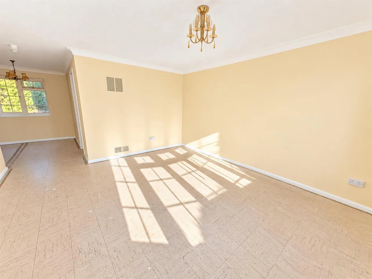 Downsview Crescent, Uckfield, TN22, photo 4