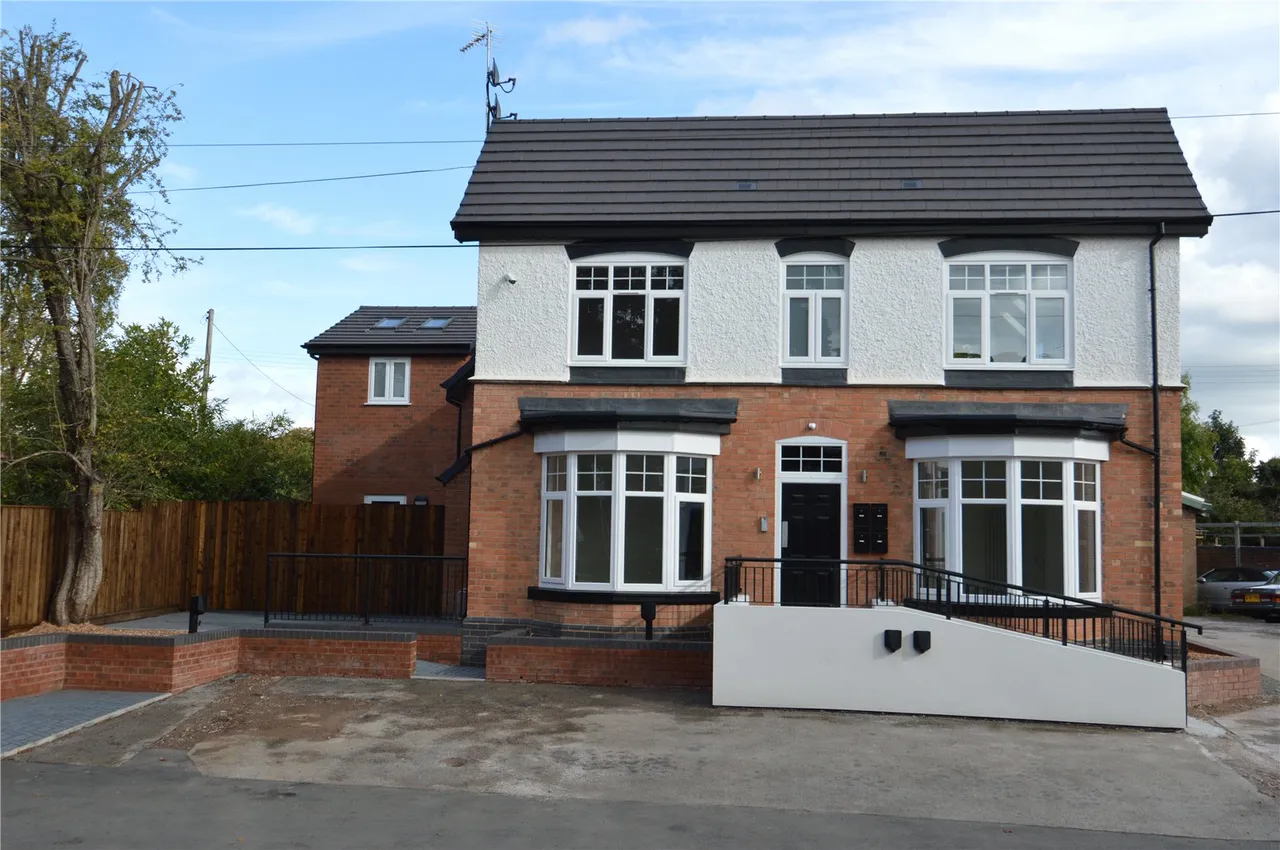 Birmingham Road, Alvechurch, B48, photo 2