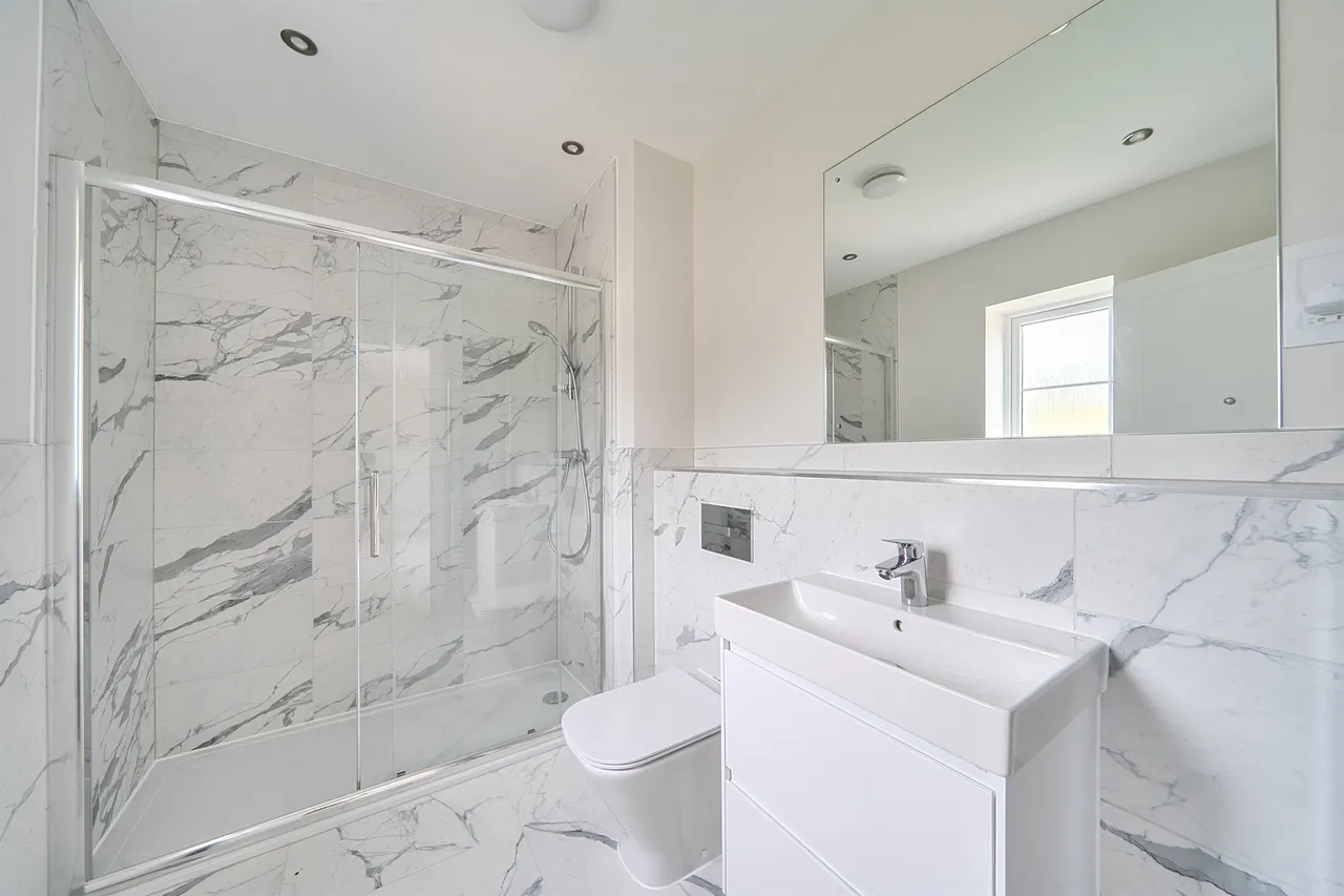 Folders Lane, Burgess Hill, RH15, photo 6