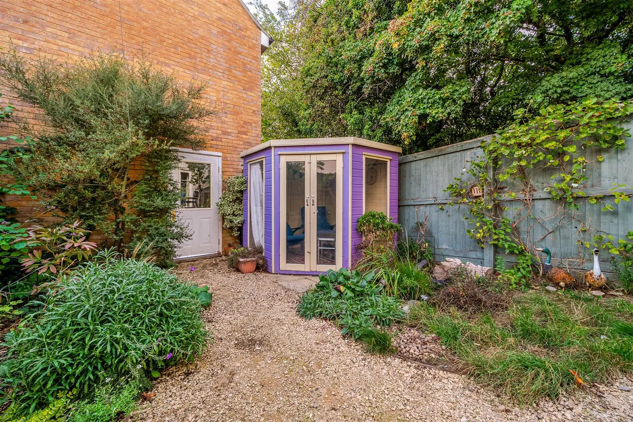Thestfield Drive, Staverton, BA14, photo 13