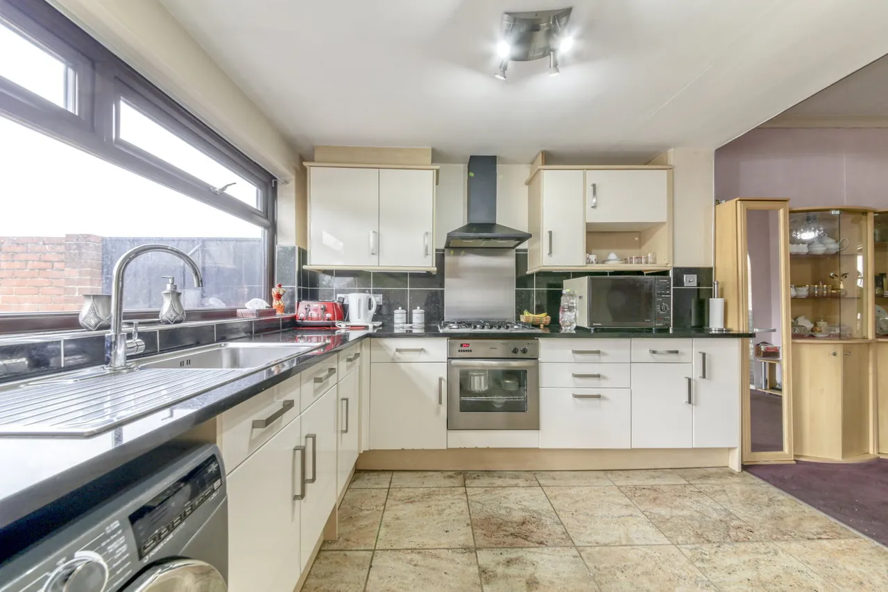 Gonville Road, Thornton Heath, CR7 6DD, photo 2