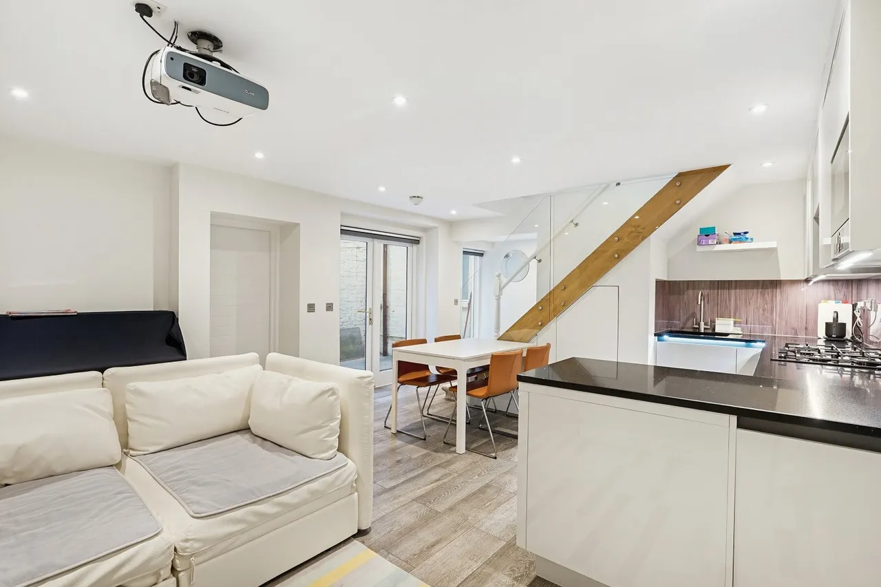 St. Georges Drive, London, SW1V, photo 6