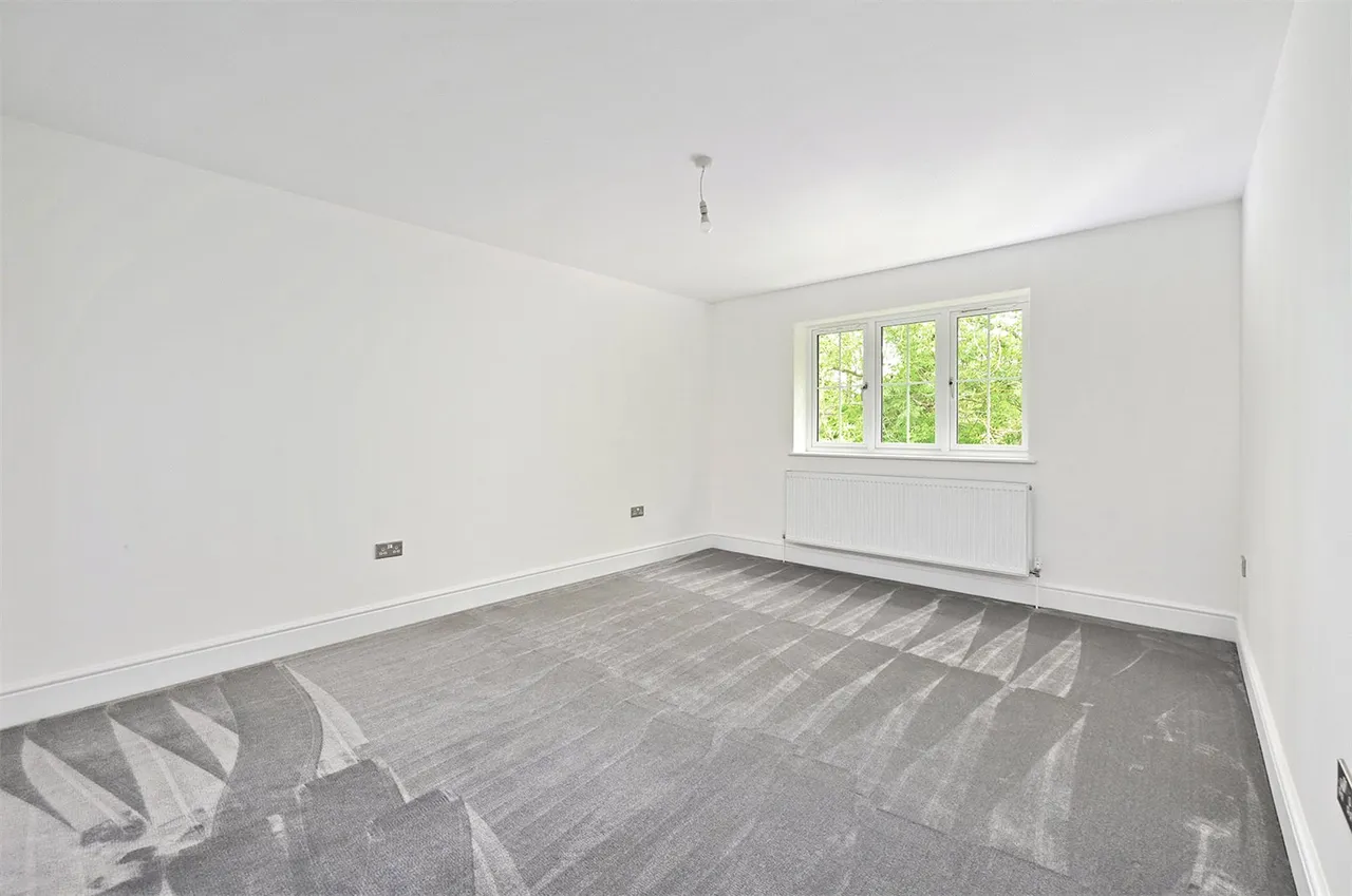 Spindle Close, Church Crookham, Fleet, Hampshire, GU52 0AP, photo 10
