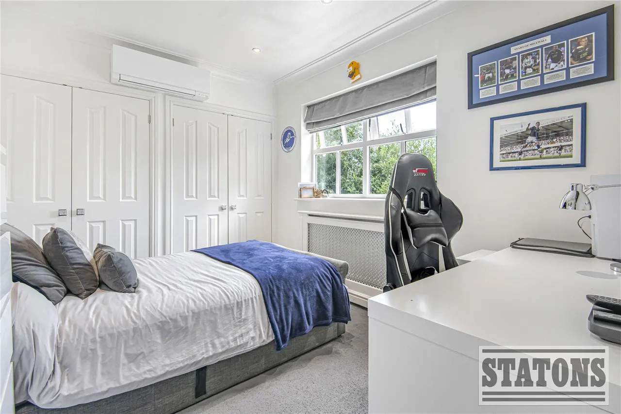 Bluebell Drive, Goffs Oak, Hertfordshire, EN7 6SA, photo 19