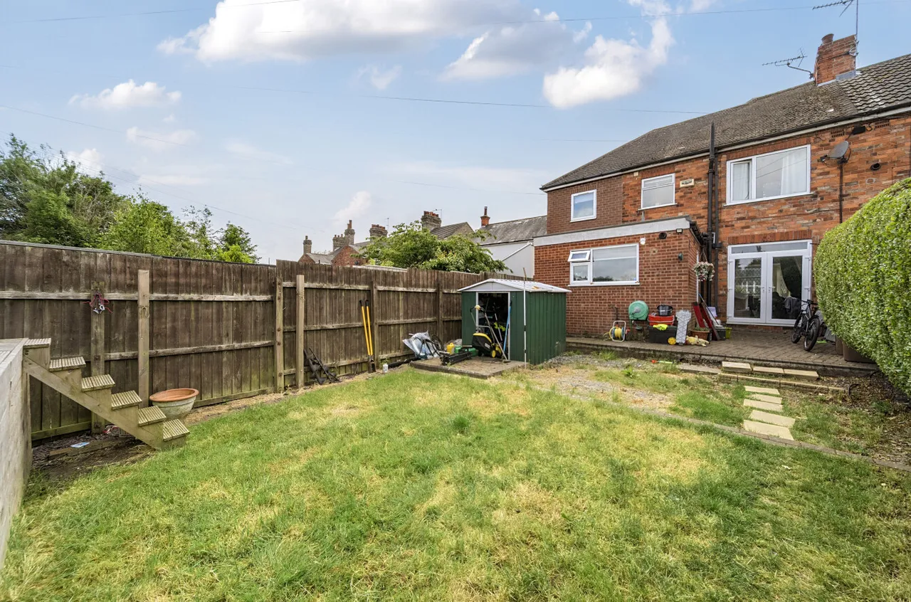 Main Street, Willerby, HU10, photo 10