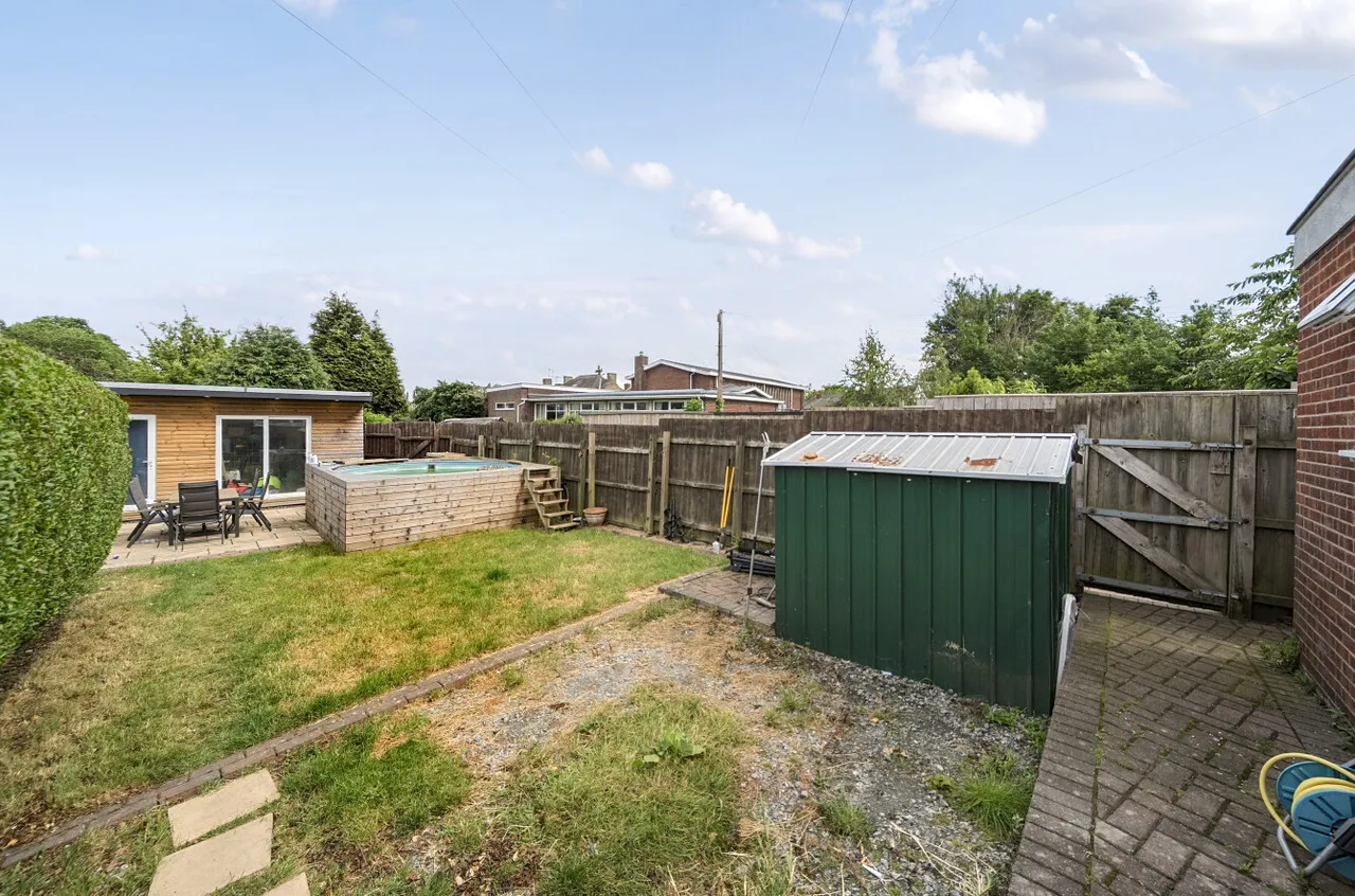Main Street, Willerby, HU10, photo 13